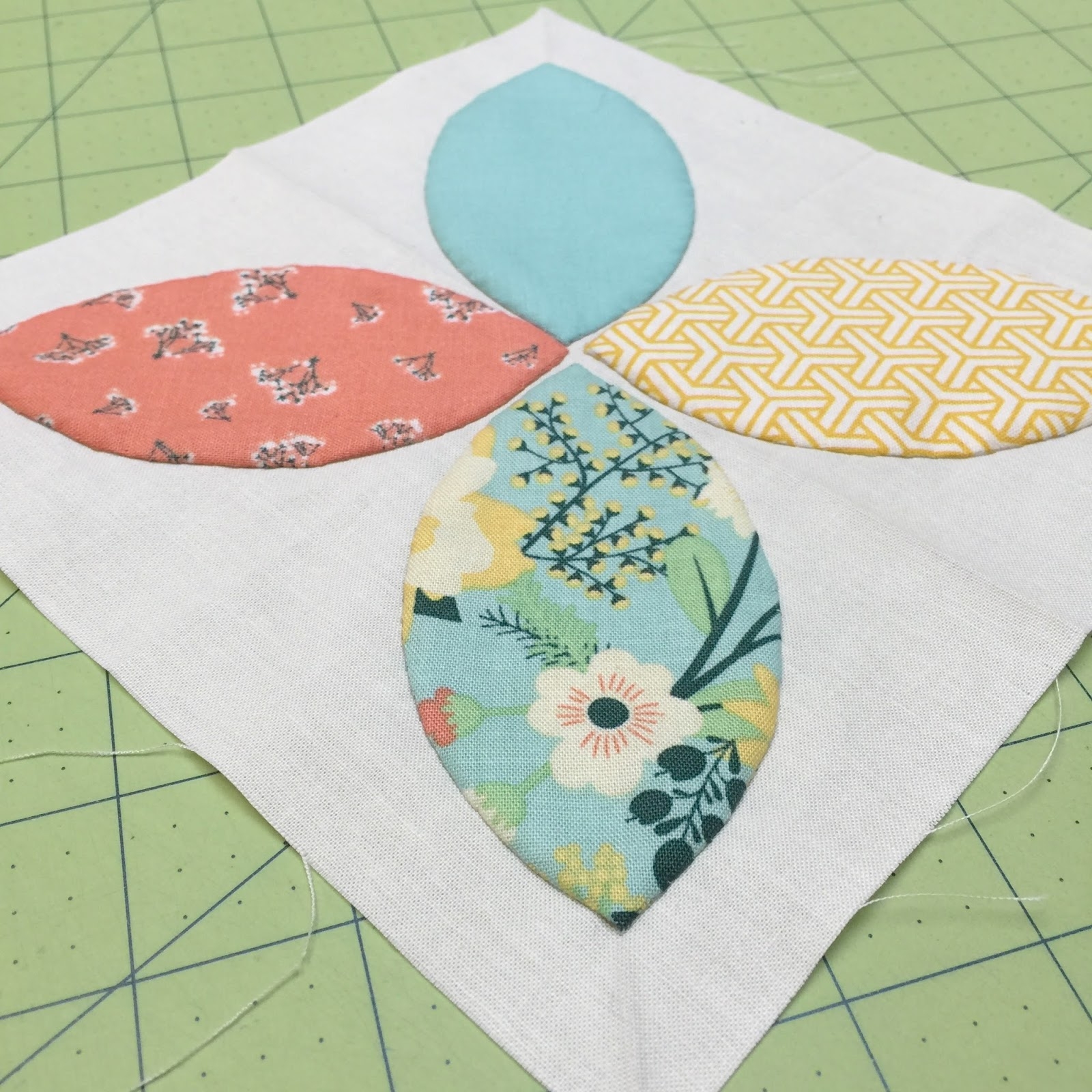 Bee In My Bonnet BLOOM Sew Simple Shapes Traditional Hand 