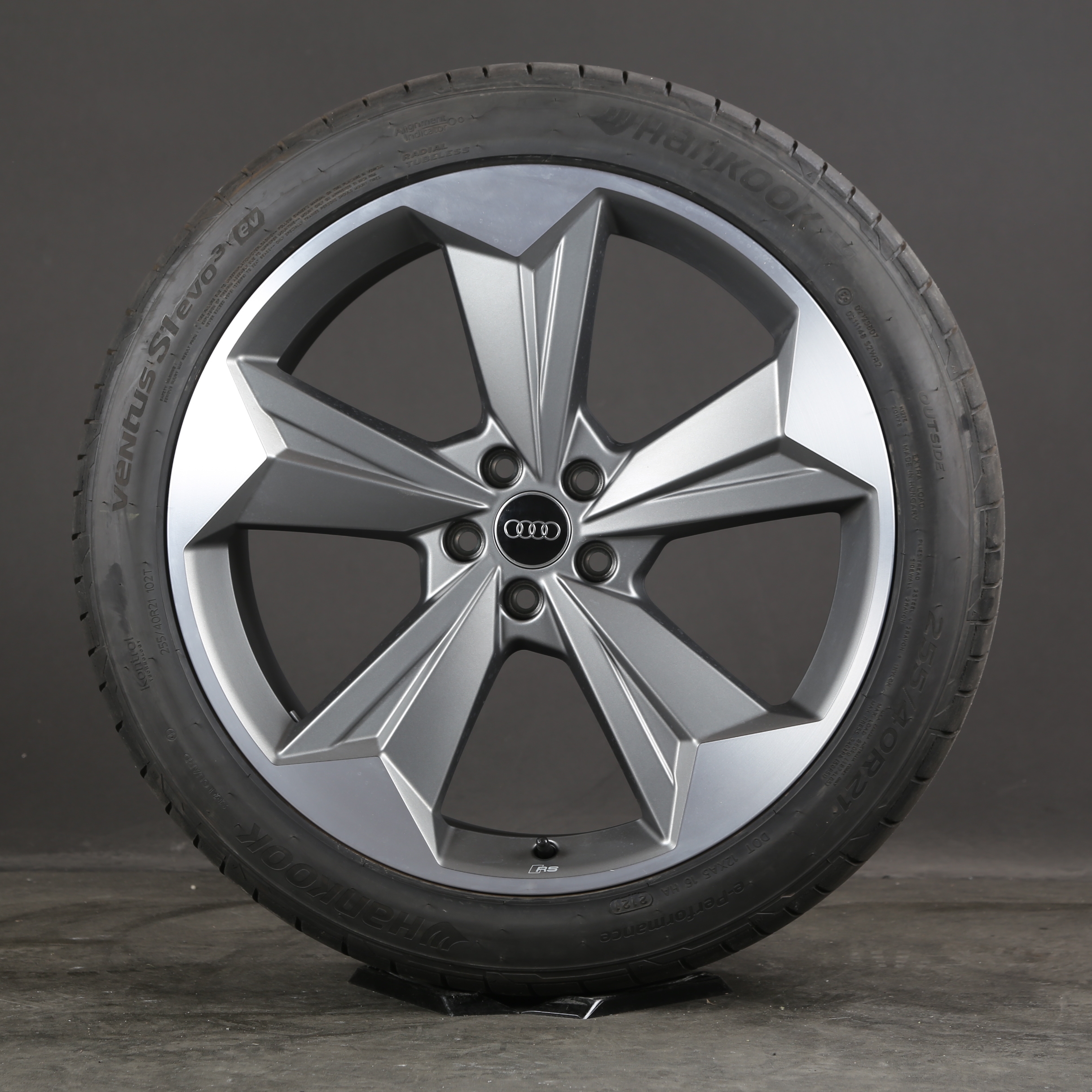 21 Inch Summer Wheels Original Audi Q4 E tron F4 89A601