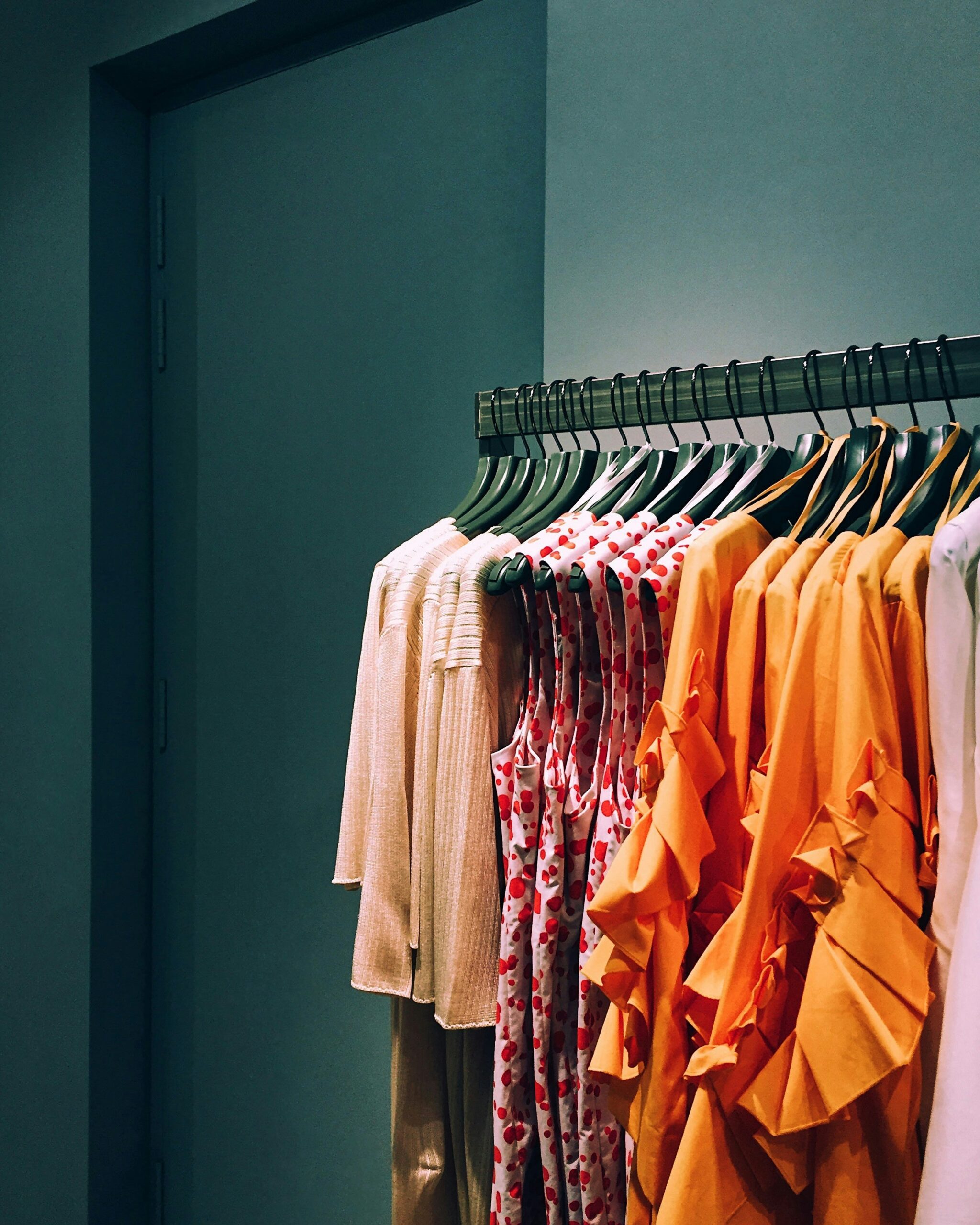 30 000 Fashion Store Pictures Download Free Images On Unsplash
