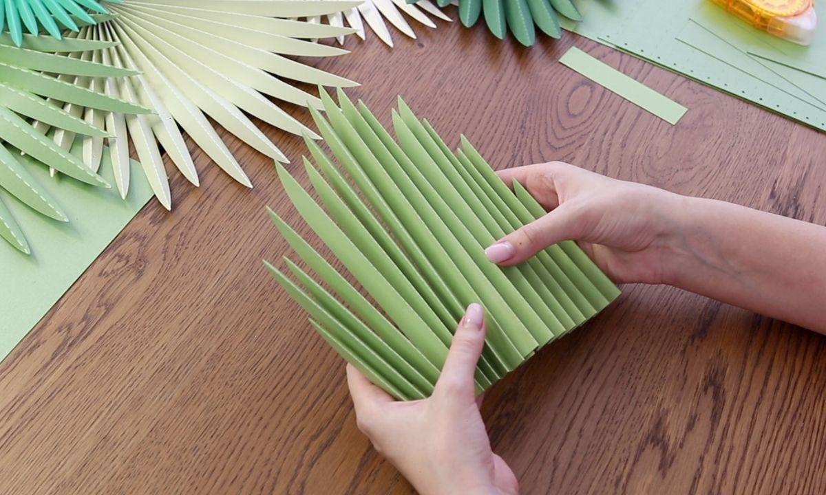 How To Make Paper Palm Leaves DIY FREE Template FancyBloom 